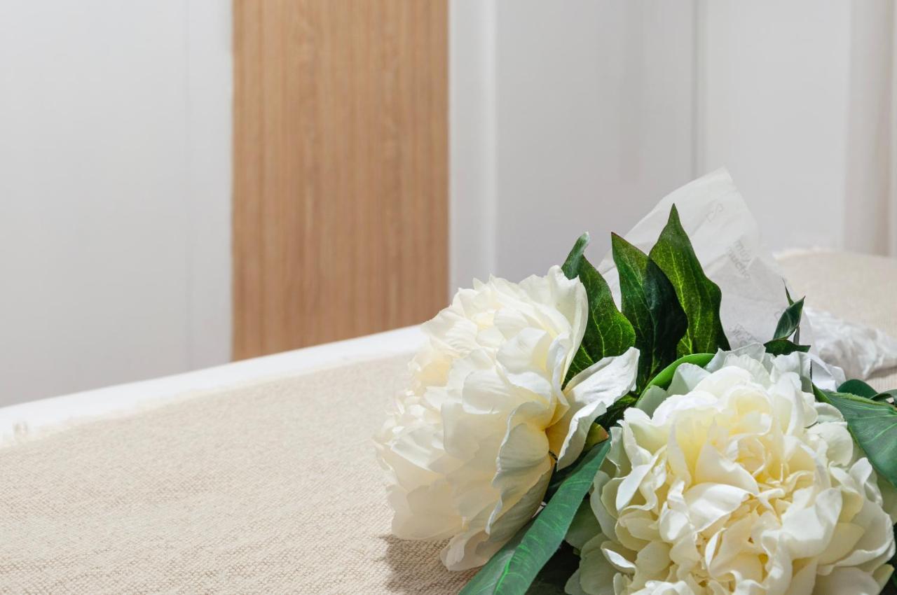 Apartamento Con Terraza Y Vistas Al Canal By Insidehome Empuriabrava Luaran gambar